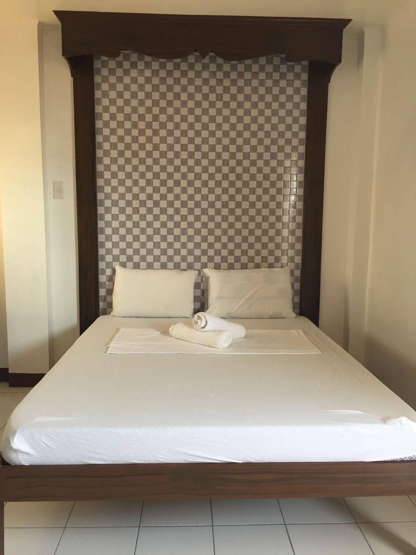 Bayview Inn Ormoc Esterno foto